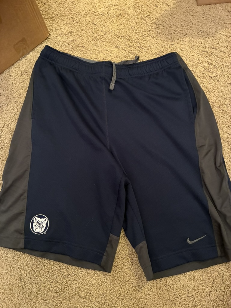 nike uconn basketball shorts