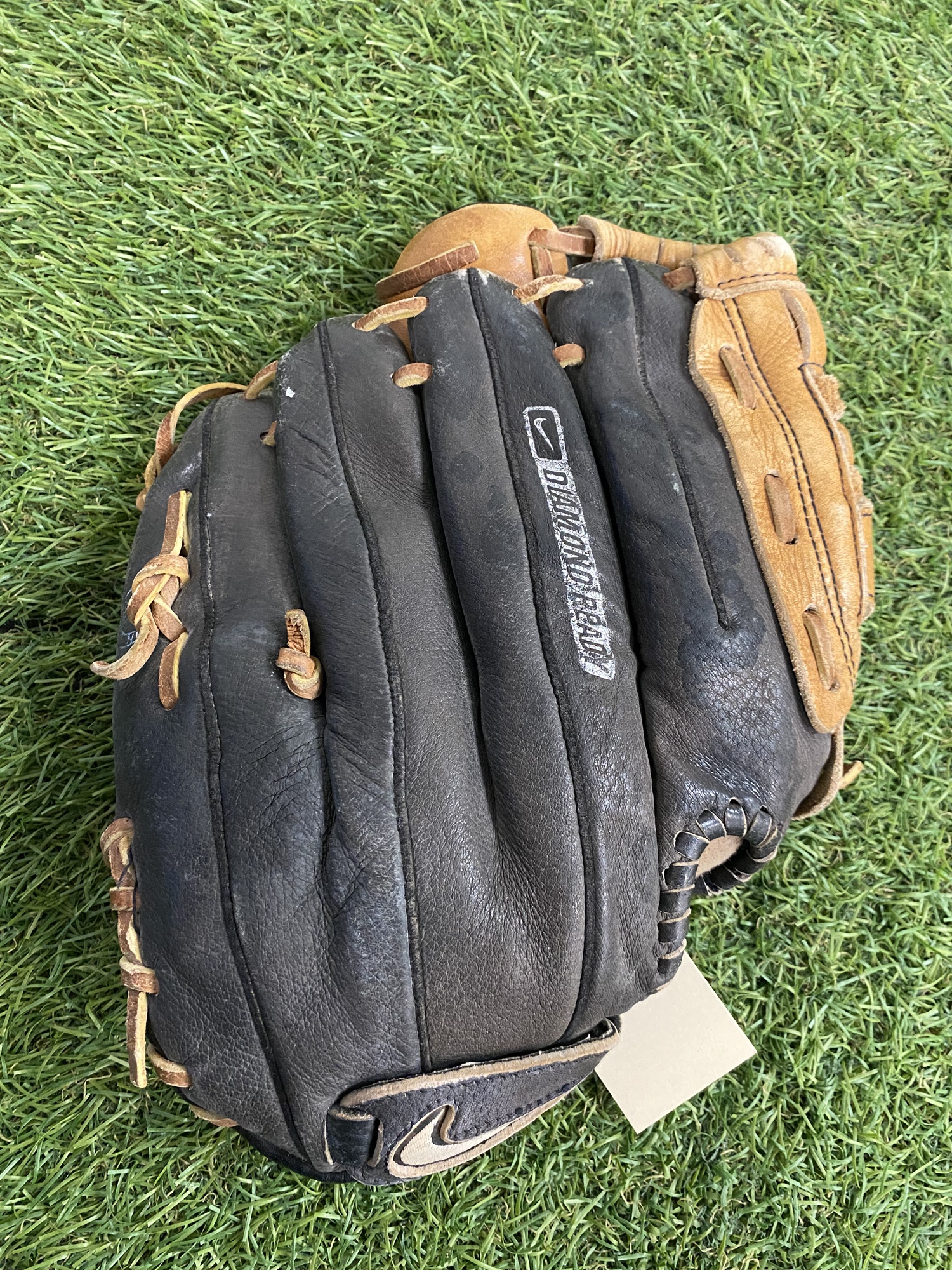 Nike Diamond Ready Gloves: Used & Clearance Deals Online